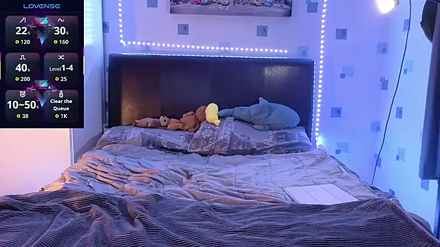 luciferdaroyale online show from October 29, 10:34 pm