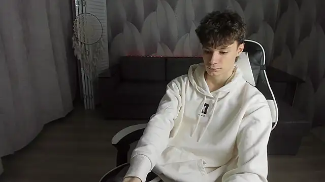 Edvard Blare online show from October 23, 3:59 pm