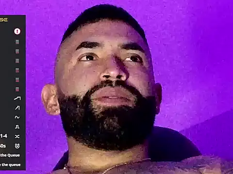 Max-prada online show from March 5, 2:41 am