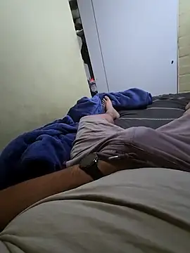 hotcower online show from November 4, 3:18 am