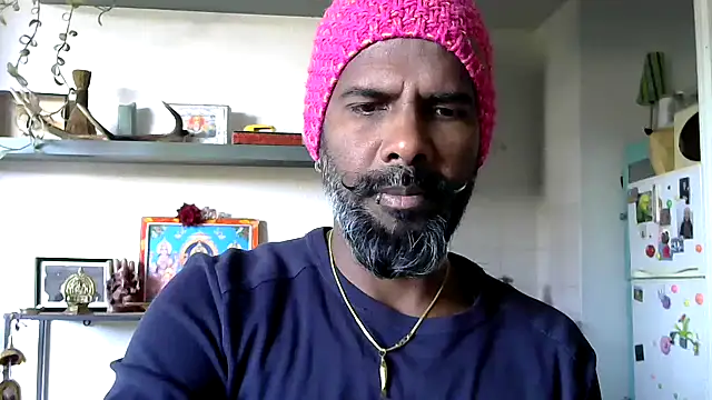 frenchblackc31 online show from September 27, 9:07 am