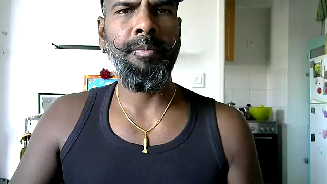 frenchblackc31 online show from September 29, 8:13 am
