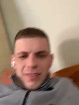 macho1347 online show from April 28, 2:33 pm