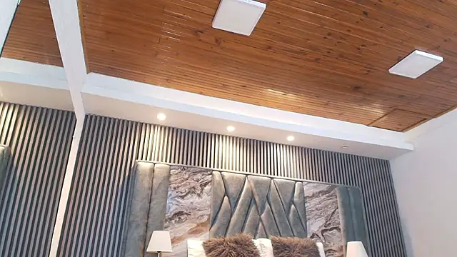 Michael blue online show from March 8, 2:04 am