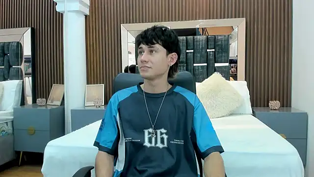 Michael blue online show from March 12, 9:00 pm