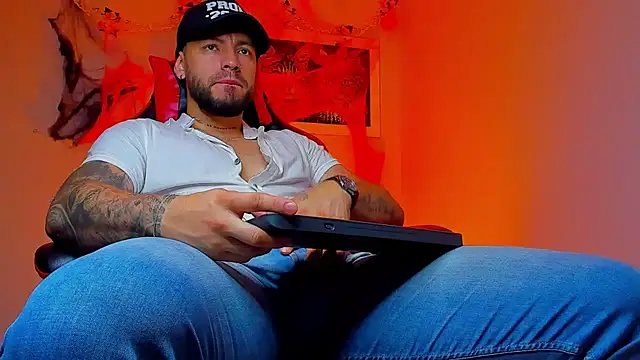 DIMITRI MASTEER online show from October 19, 9:51 pm