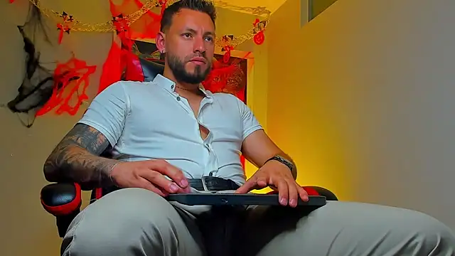Snapshot of DIMITRI_MASTEER chatting on October 14, 8:27 pm DIMITRI MASTEER online show from October 14, 8:27 pm