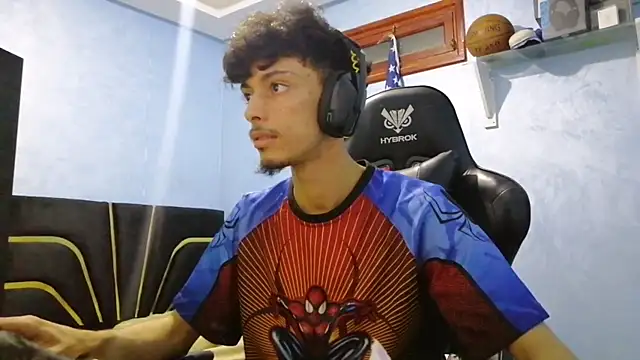 Snapshot of Dark_DesireX chatting on October 14, 9:11 pm Dark DesireX online show from October 14, 9:11 pm