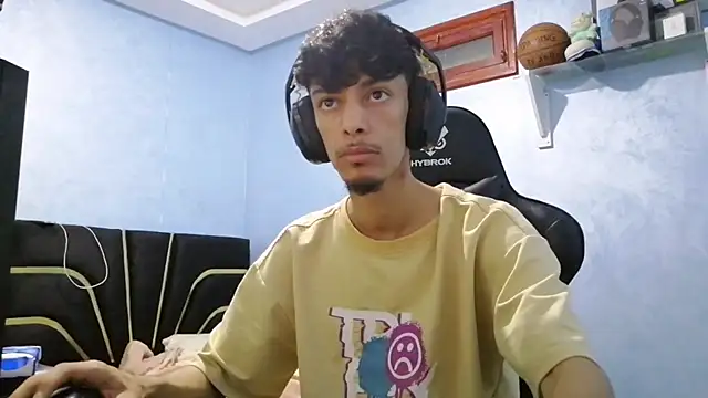 Snapshot of Dark_DesireX chatting on October 27, 4:20 pm Dark DesireX online show from October 27, 4:20 pm