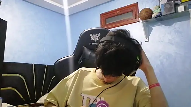 Snapshot of Dark_DesireX chatting on October 28, 10:34 pm Dark DesireX online show from October 28, 10:34 pm