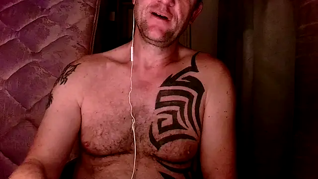 Yournaughty online show from November 10, 5:01 am