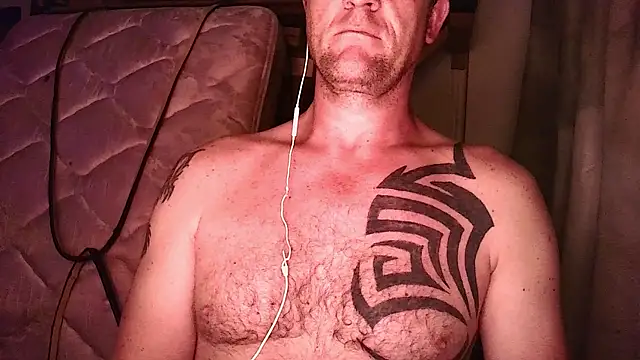 Yournaughty online show from May 14, 3:59 am