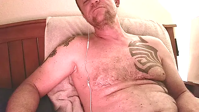 Yournaughty online show from June 9, 7:43 am