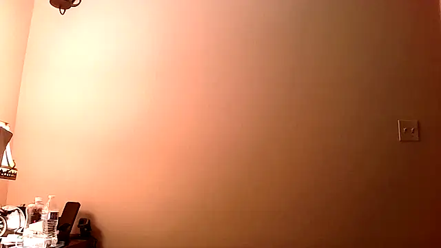 Yournaughty online show from May 7, 4:12 am