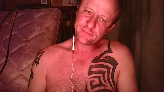 Yournaughty online show from May 18, 5:02 am