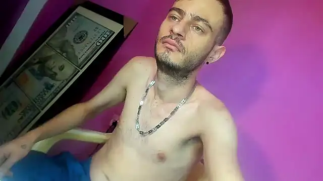 bigcockwhite777 online show from June 23, 8:12 pm