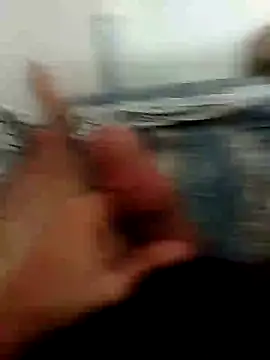 Snapshot of Hichouhichou chatting on September 21, 1:33 pm Hichouhichou online show from September 21, 1:33 pm