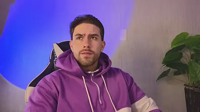 Ades Lowe online show from November 26, 10:40 am