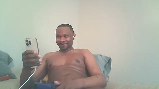 icysmoke2 online show from May 19, 11:33 pm
