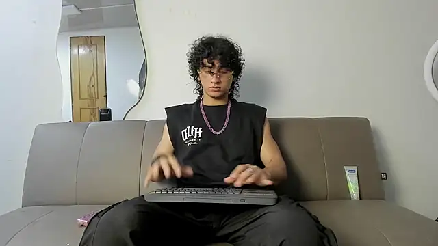 JackesTaylor online show from November 27, 4:49 am