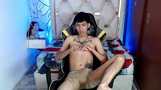 yiisu  online show from September 14, 12:18 pm