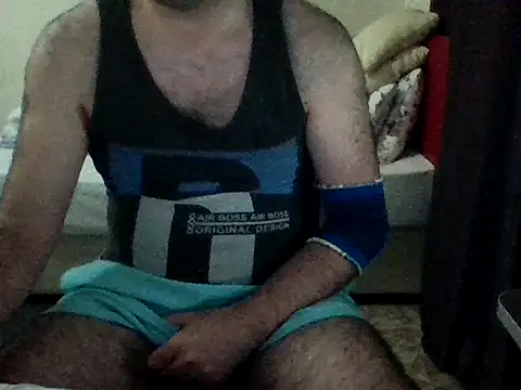 Snapshot of st206boy chatting on September 9, 12:32 am st206boy online show from September 9, 12:32 am