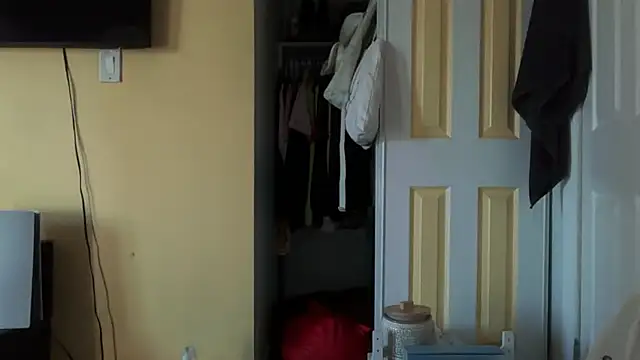 Snapshot of kSwisssxxx chatting on October 29, 9:40 pm kSwisssxxx online show from October 29, 9:40 pm