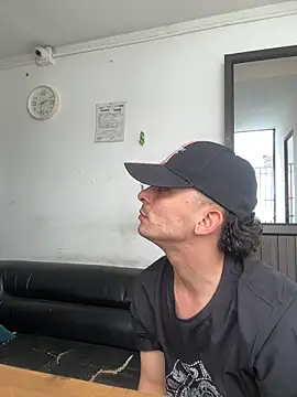 Jacobs0 online show from December 20, 7:32 pm