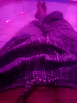 keten3824A online show from April 15, 9:48 pm