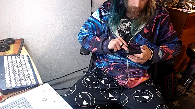 Snapshot of thejuicybacon chatting on October 10, 3:39 pm thejuicybacon online show from October 10, 3:39 pm