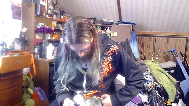 thejuicybacon online show from March 19, 2:20 pm