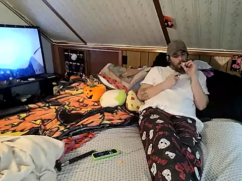 Snapshot of thejuicybacon chatting on October 7, 3:27 pm thejuicybacon online show from October 7, 3:27 pm