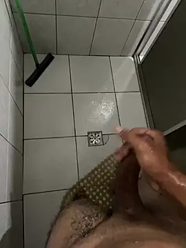 thomasllucas online show from April 13, 7:58 pm