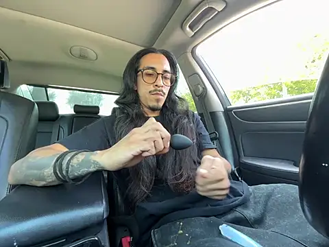 bigdickkane300 online show from May 16, 10:19 pm
