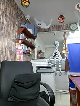 Snapshot of moorejhosua chatting on October 14, 9:33 pm moorejhosua online show from October 14, 9:33 pm