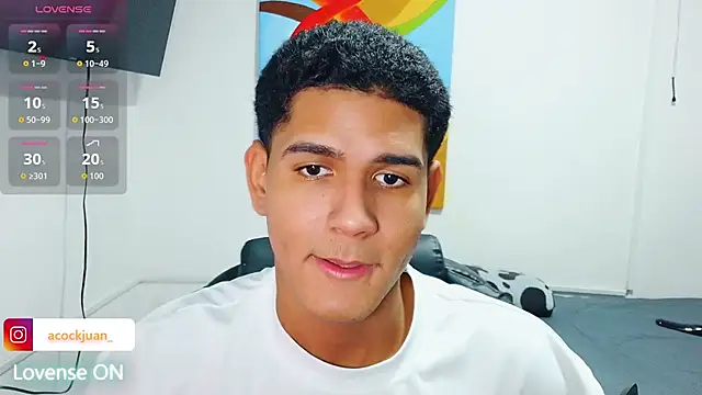 Snapshot of juanacock_1 chatting on October 31, 2:46 am juanacock 1 online show from October 31, 2:46 am