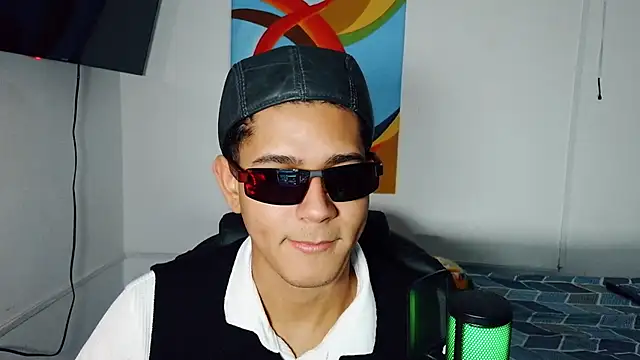 Snapshot of juanacock_1 chatting on November 1, 3:10 am juanacock 1 online show from November 1, 3:10 am