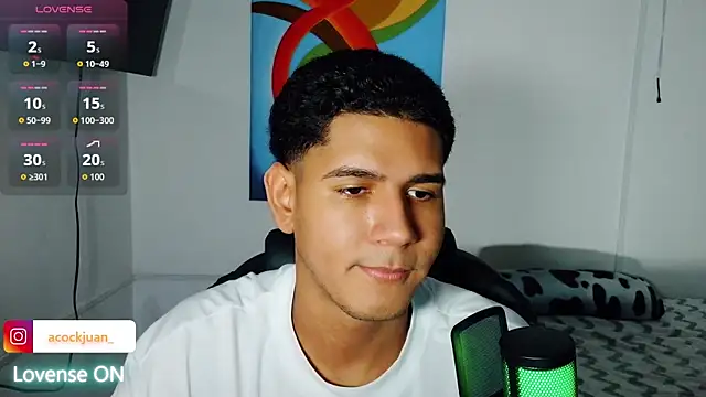 Snapshot of juanacock_1 chatting on October 25, 2:46 am juanacock 1 online show from October 25, 2:46 am