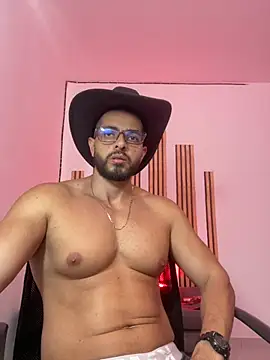 magnumchris online show from April 20, 7:27 pm