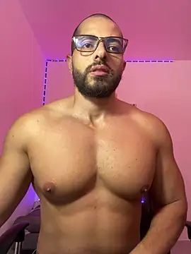 magnumchris online show from April 25, 9:45 pm