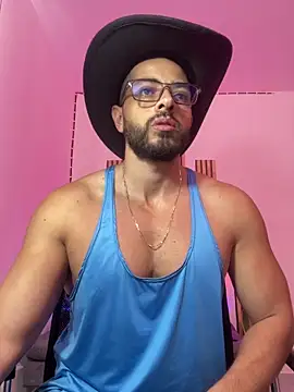 magnumchris online show from April 24, 5:37 pm