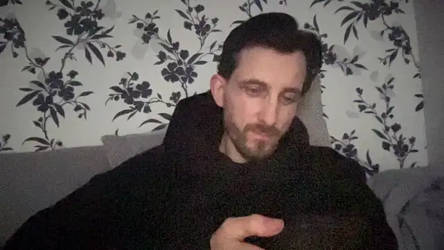 Big8inchUncutCock online show from April 15, 4:40 pm