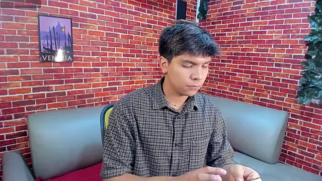 Thiago Kozak online show from April 28, 1:05 pm