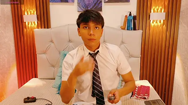 Snapshot of Thiago_Kozak chatting on September 20, 8:20 pm Thiago Kozak online show from September 20, 8:20 pm