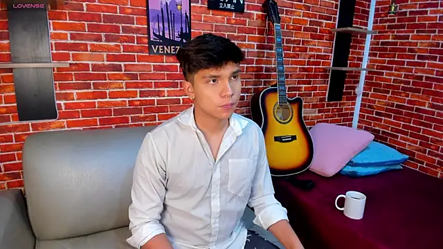 Thiago Kozak online show from June 16, 1:13 pm