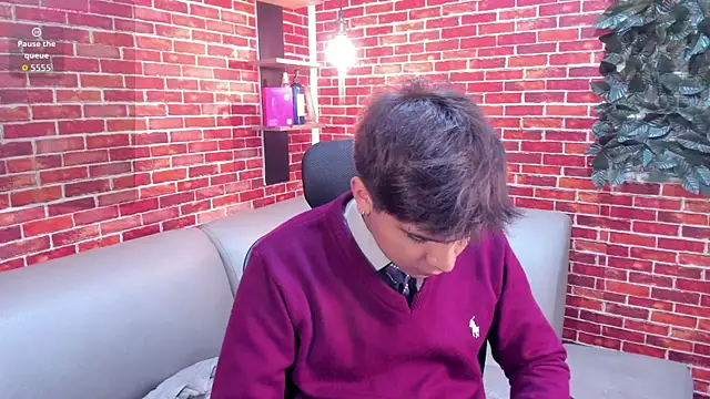 Thiago Kozak online show from April 24, 2:08 pm