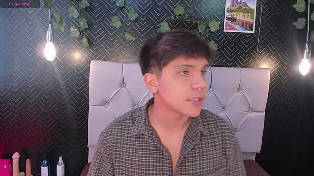 Thiago Kozak online show from April 21, 1:50 pm