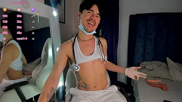 BryCams3 online show from October 29, 5:54 am