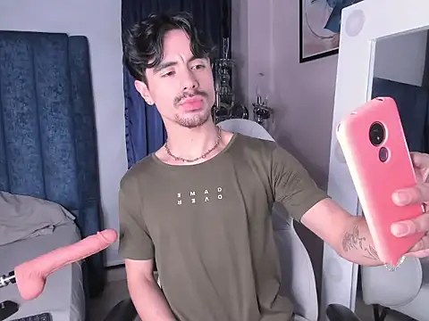 BryCams3 online show from November 7, 4:16 am