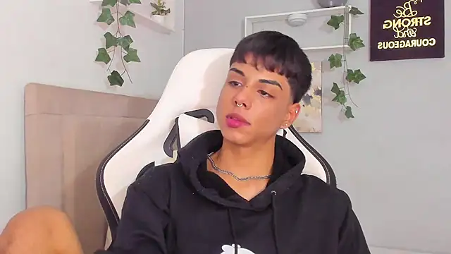 Thomas wil online show from November 13, 5:01 am